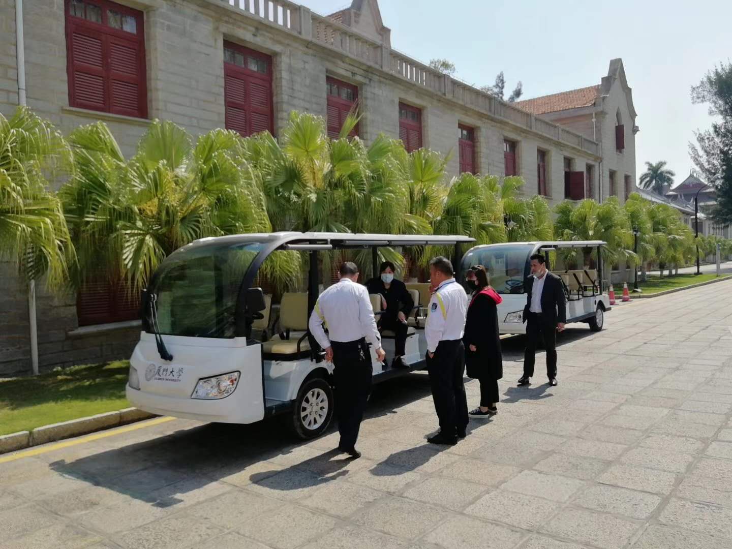 廈門大學旅游旺季添新車，選擇卓越電動車